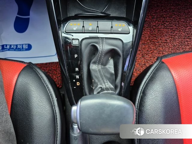 Kia Stonic id 3845741 из Кореи 3