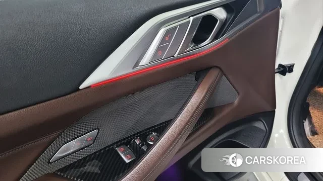 BMW 4 Series (G22) 2021 Белый из Кореи, фото 3