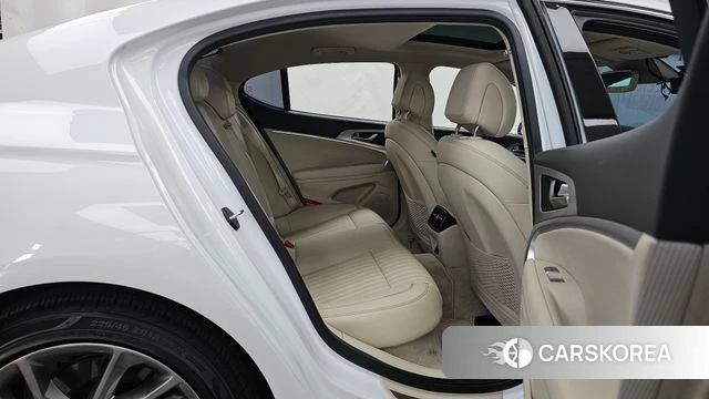 Genesis The New G70 2022 Белый из Кореи, фото 3