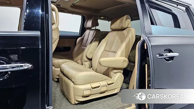 Kia The New Carnival 2020 Черный из Кореи, фото 3