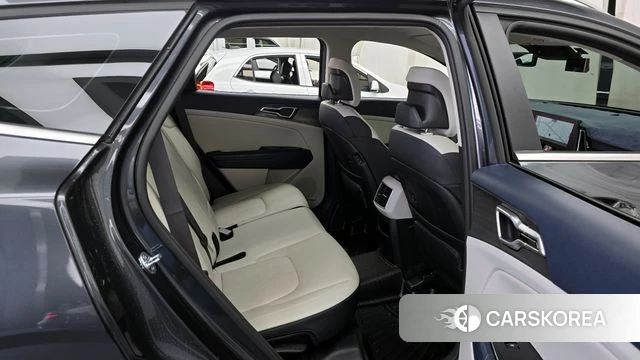 Kia Sportage 5th Generation 2023 Серый из Кореи, фото 3