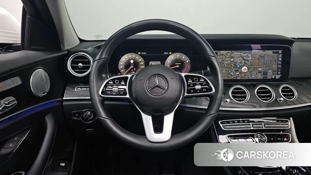 Mercedes-Benz E-Class W213 2019 Белый из Кореи, фото 3