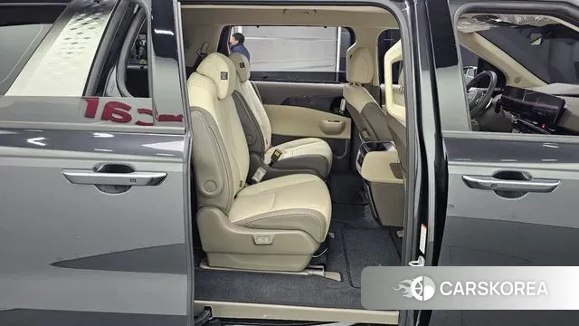 Kia The New Carnival 4th Generation 2024 Серый из Кореи, фото 3