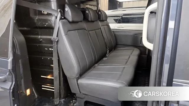 Hyundai Staria 2023 Серый из Кореи, фото 3