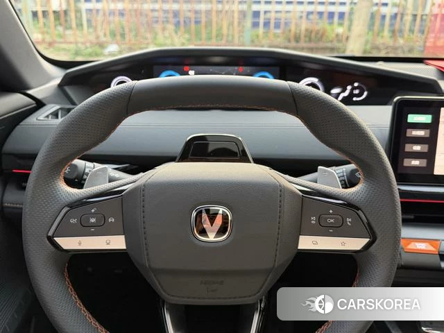 Chang'an UNI-V 2022 Темно-серый из Китая, фото 3
