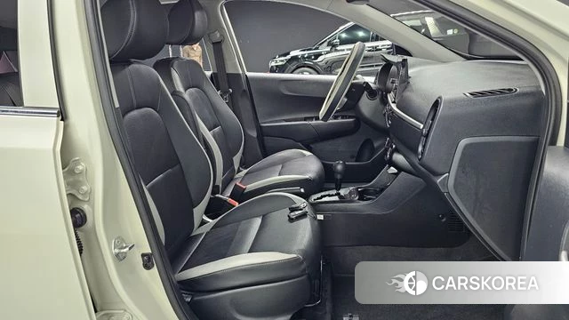 Kia Morning Urban (JA) 2023 Жемчужный цвет из Кореи, фото 3