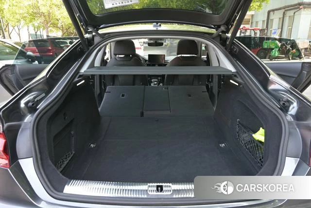 Audi A5 2022 Темно-серый из Китая, фото 3