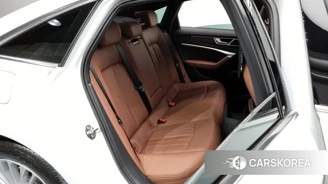 Audi A6 (C8) 2020 Белый из Кореи, фото 3