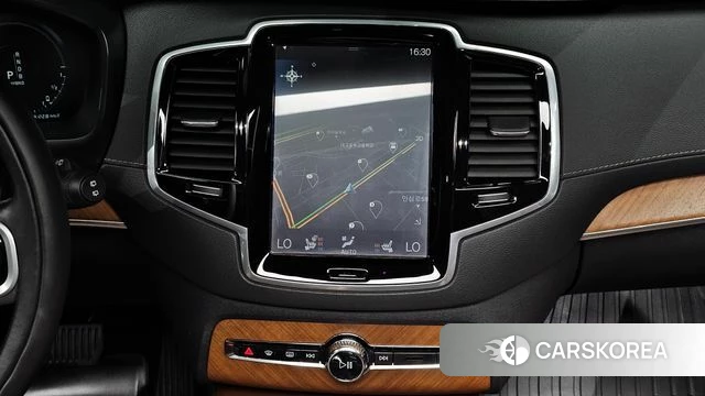 Volvo XC90 second Generation 2019 Белый из Кореи, фото 3