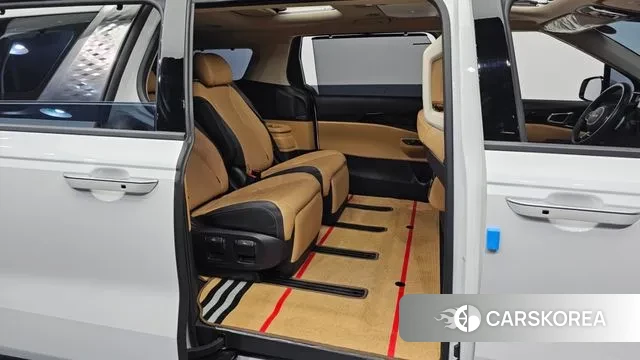 Kia Carnival 4th generation 2022 Белый из Кореи, фото 3