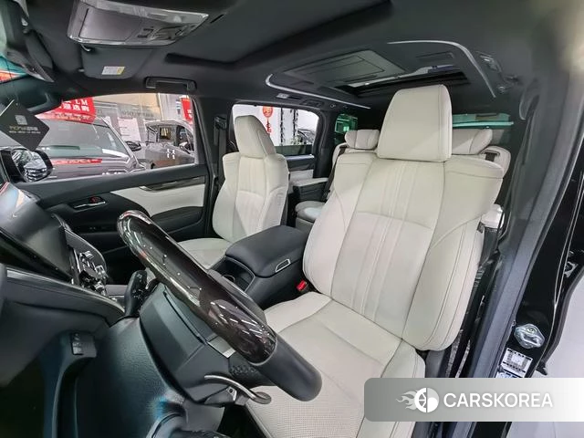 Lexus LM 2021 Черный из Китая, фото 3
