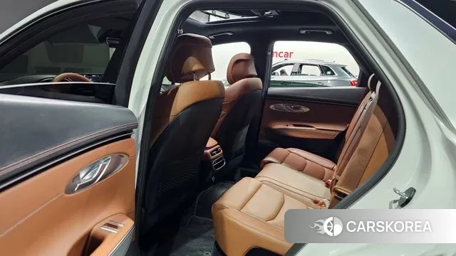 Genesis GV70 2022 Белый из Кореи, фото 3