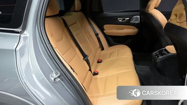 Volvo V60 Cross-Country 2nd Generation 2019 Серый из Кореи, фото 3