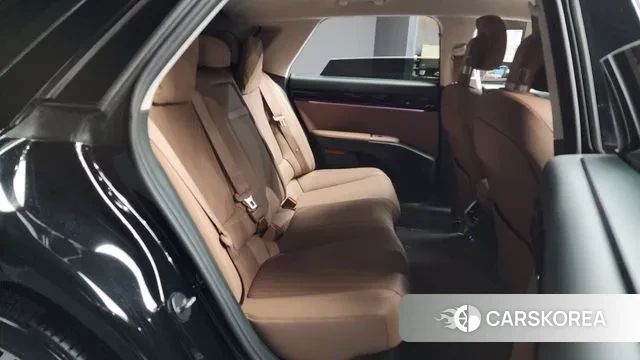 Hyundai Grandeur Hybrid (GN7) 2023 Черный из Кореи, фото 3