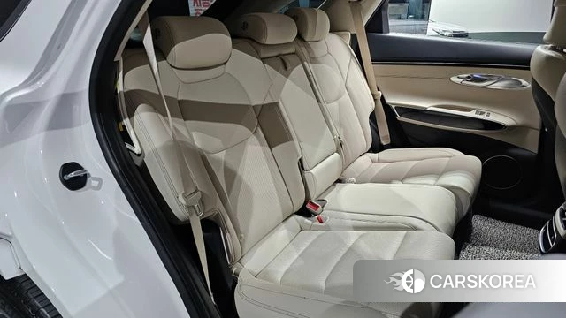 Genesis GV70 2023 Белый из Кореи, фото 3