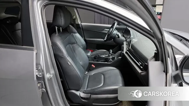 Kia Sportage 5th Generation 2021 Серебряный из Кореи, фото 3