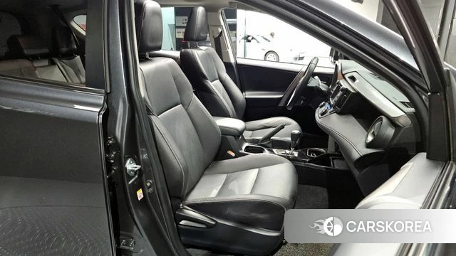 Toyota RAV4 5th Generation 2018 Серый из Кореи, фото 3