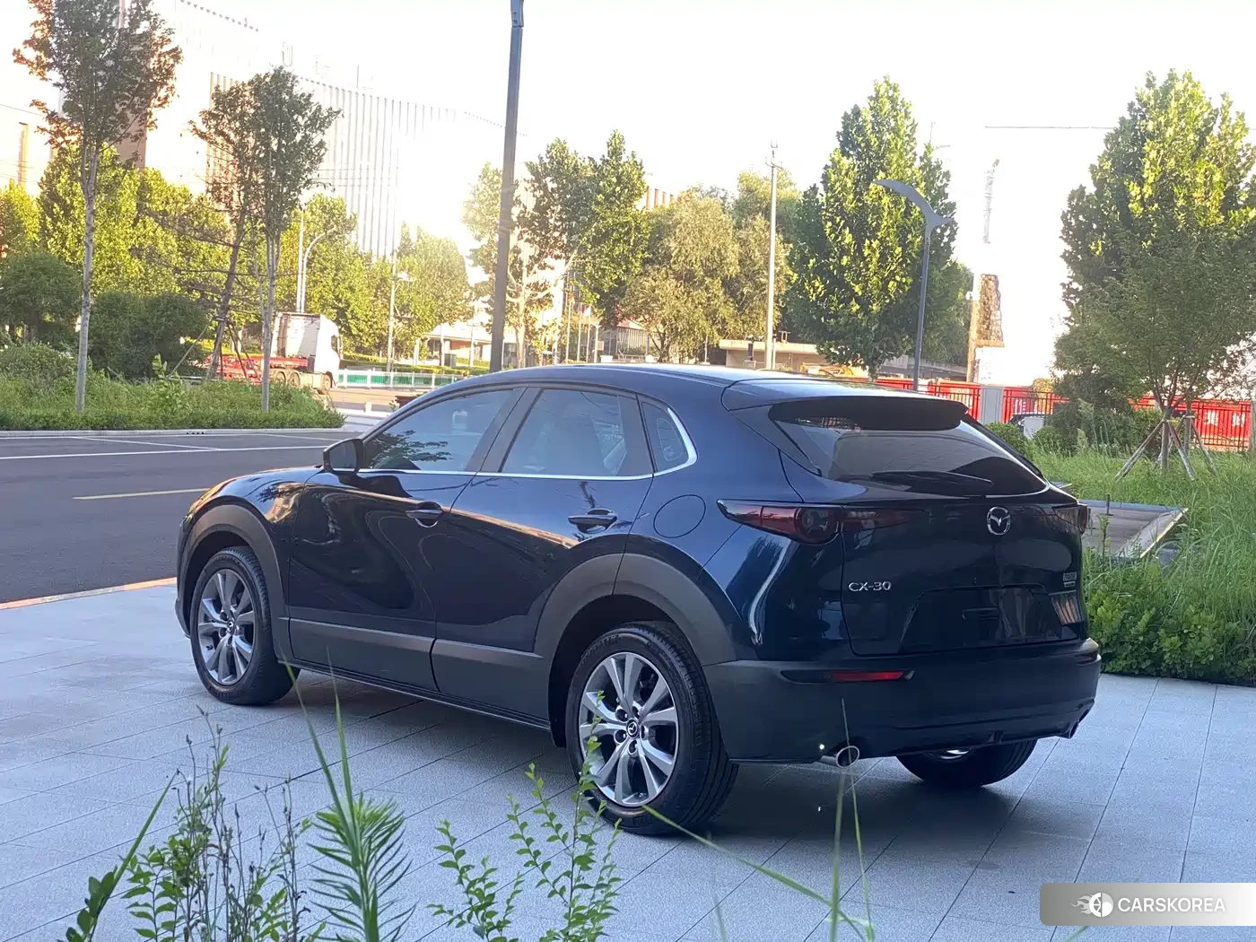 Mazda CX-30 2024 Синий из Китая, фото 3