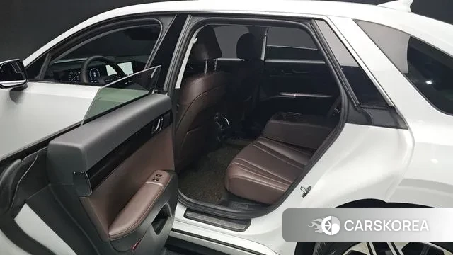 Hyundai Grandeur (GN7) 2023 Белый из Кореи, фото 3