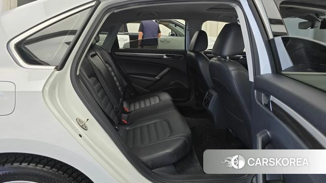 Volkswagen The New Passat 2018 Белый из Кореи, фото 3