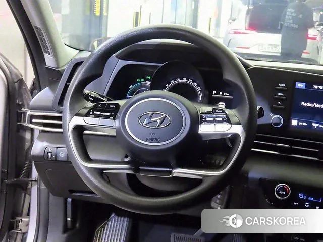 Hyundai Avante Hybrid (CN7) 2021 Серый из Кореи, фото 3