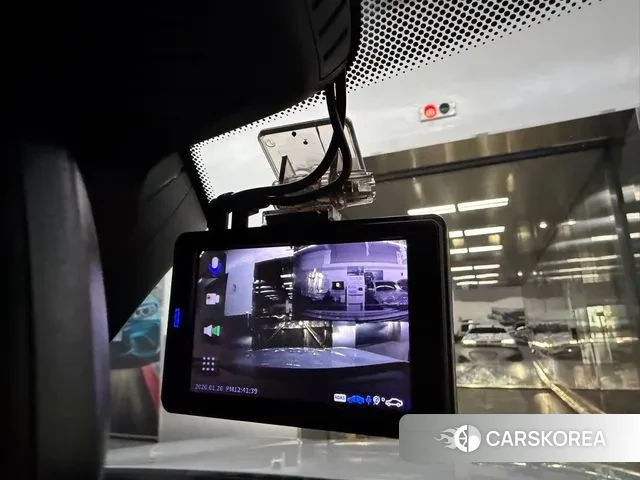 BMW 5 Series (G30) 2021 Белый из Кореи, фото 3