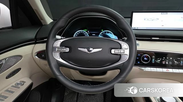 Genesis GV70 2023 Белый из Кореи, фото 3