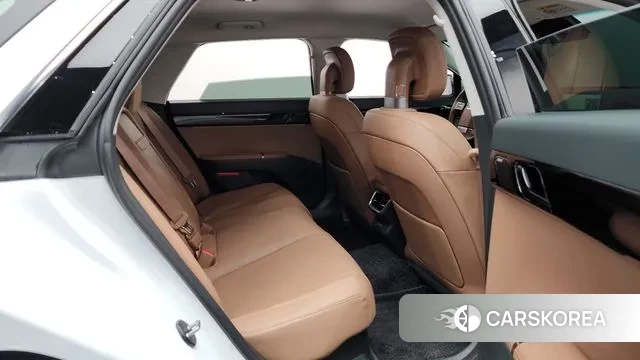 Hyundai Grandeur Hybrid (GN7) 2023 Белый из Кореи, фото 3