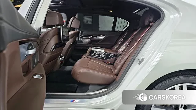 BMW 7 Series (G11) 2019 Белый из Кореи, фото 3