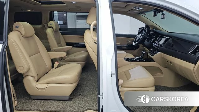 Kia The New Carnival 2019 Белый из Кореи, фото 3