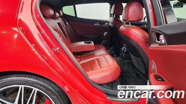 Kia Stinger id 2725061 из Кореи 3