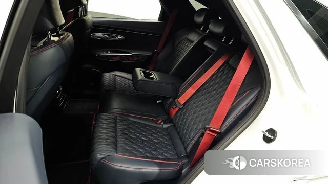 Genesis GV70 2022 Белый из Кореи, фото 3