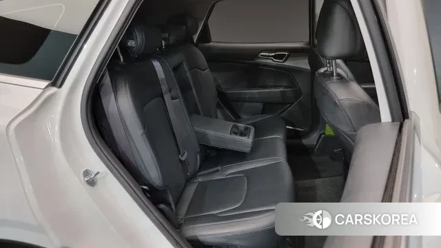 Kia Sportage 5th Generation 2022 Белый из Кореи, фото 3