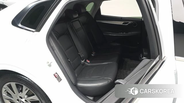 Hyundai The New Grandeur IG Hybrid 2021 Белый из Кореи, фото 3