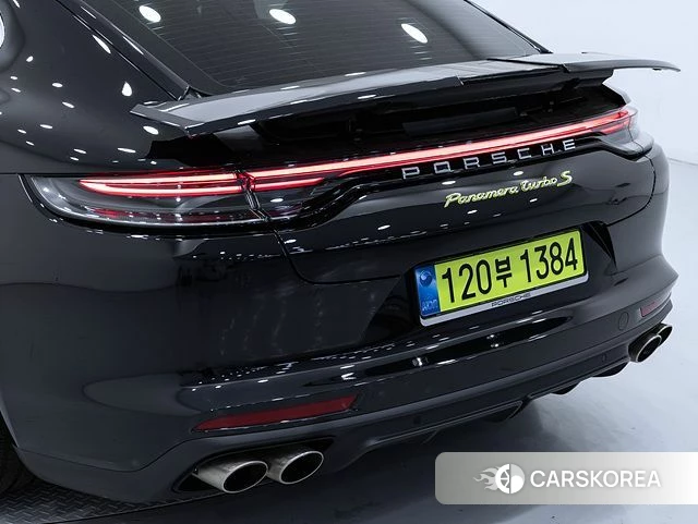 Porsche Panamera (971) 2023 Черный из Кореи, фото 3