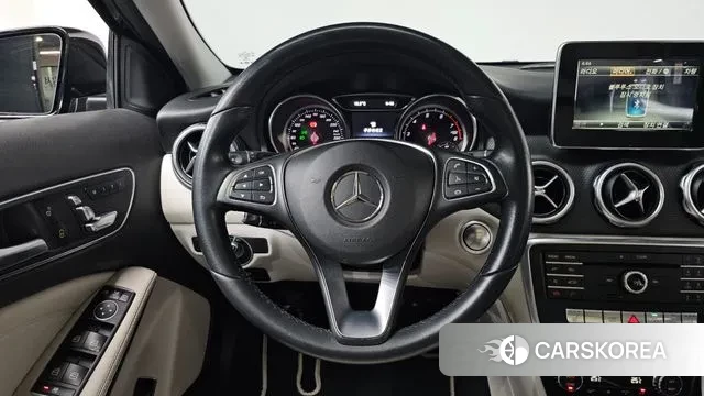 Mercedes-Benz GLA-Class X156 2018 Черный из Кореи, фото 3