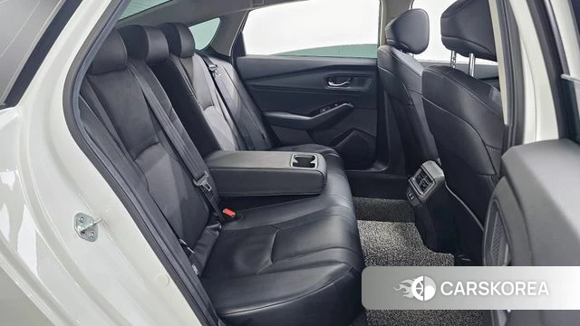 Honda Accord 11th Generation 2024 Белый из Кореи, фото 3