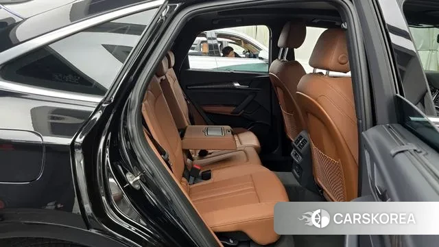 Audi Q5 (FY) 2023 Черный из Кореи, фото 3