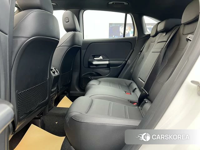 Mercedes-Benz GLA 2022 Белый из Китая, фото 3