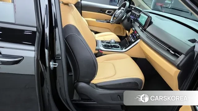 Kia Carnival 4th generation 2023 Черный из Кореи, фото 3