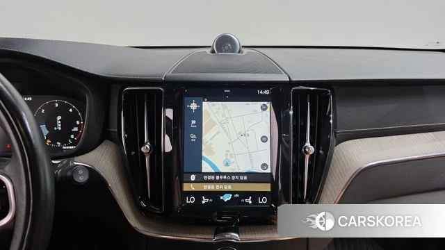 Volvo XC60 second Generation 2018 Белый из Кореи, фото 3