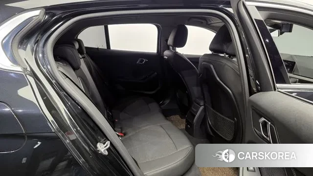 BMW 1 Series (F40) 2021 Черный из Кореи, фото 3