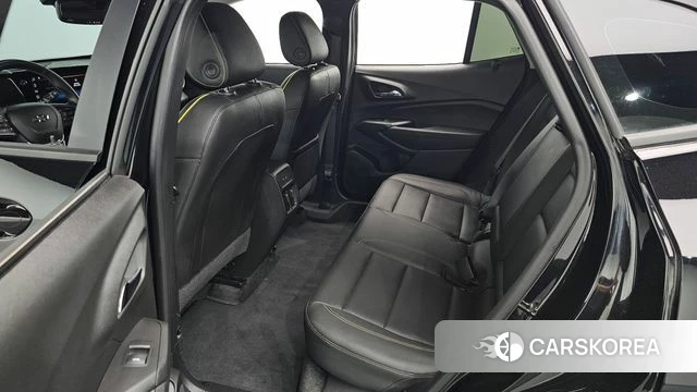 Chevrolet (GM Daewoo) Trax Crossover 2023 Черный из Кореи, фото 3