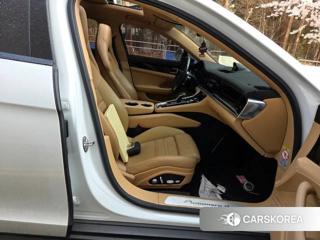 Porsche Panamera (971) 2018 Белый из Кореи, фото 3