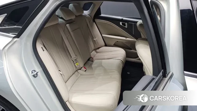 Kia The New K8 2024 Серебряный из Кореи, фото 3