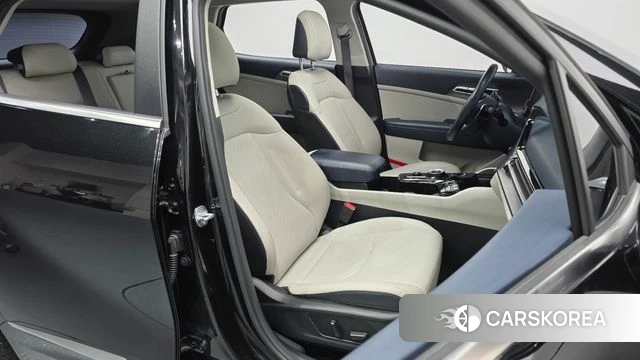 Kia Sportage 5th Generation Hybrid 2022 Черный из Кореи, фото 3