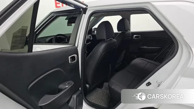 Hyundai Venue 2022 Белый из Кореи, фото 3