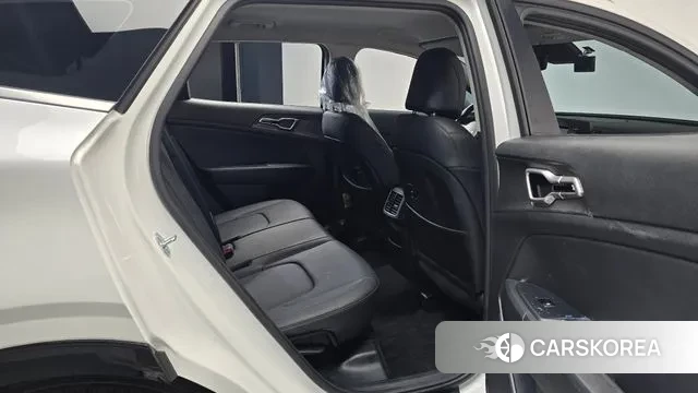 Kia Sportage 5th Generation 2024 Белый из Кореи, фото 3