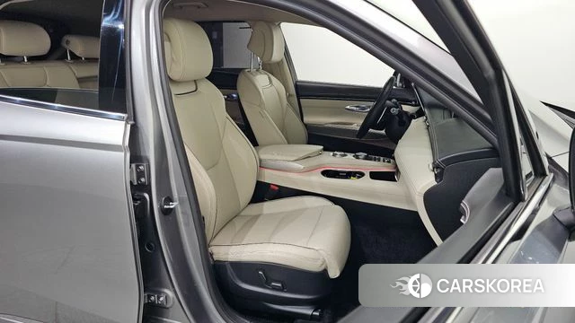 Genesis GV70 2021 Серебряный из Кореи, фото 3