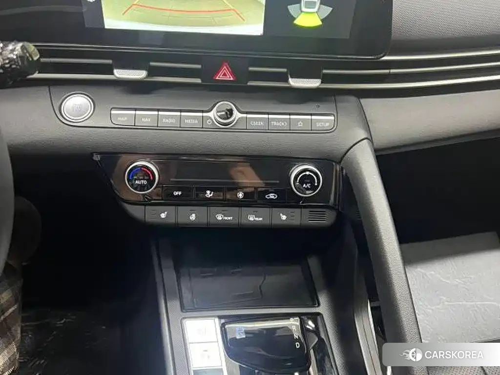 Hyundai Elantra 2023 Белый из Китая, фото 3